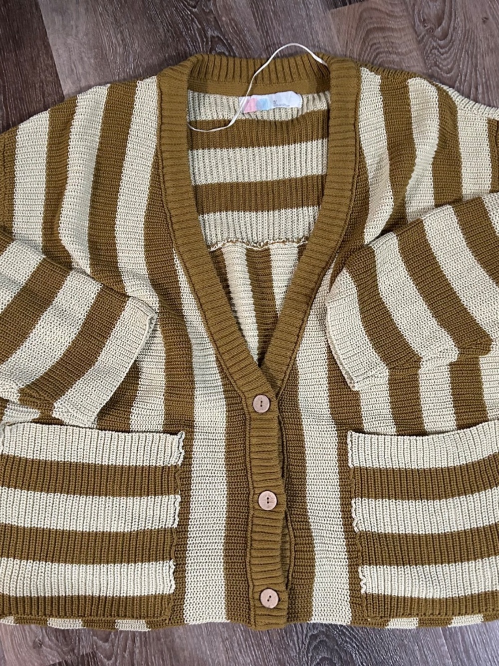 FP Beach High Tide Cardigan Sz XL Olive and Cream Striped V-Neck Coastal Vibes - Picture 6 of 9